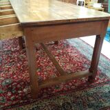 Farm table