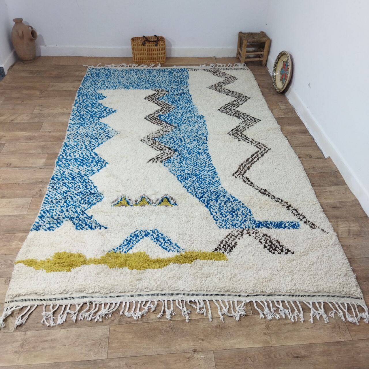 Handmade wool Berber rug 312x193 cm