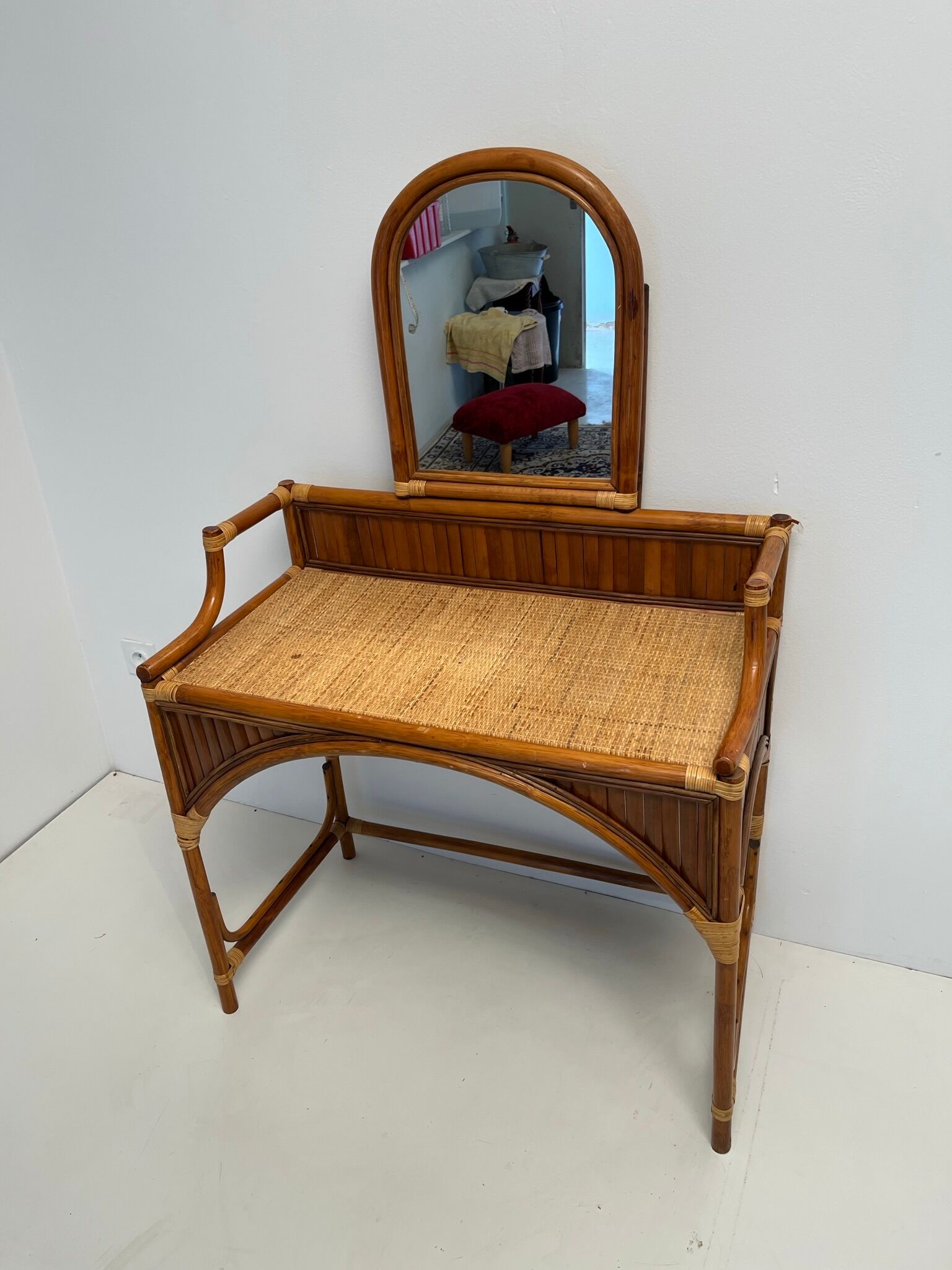 Coiffeuse bureau en rotin et bambou vintage