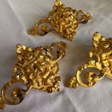 Ensemble de 3 éléments décoratifs en bronze/laiton.