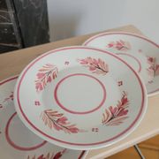 Set of 3 small opaque porcelain plates