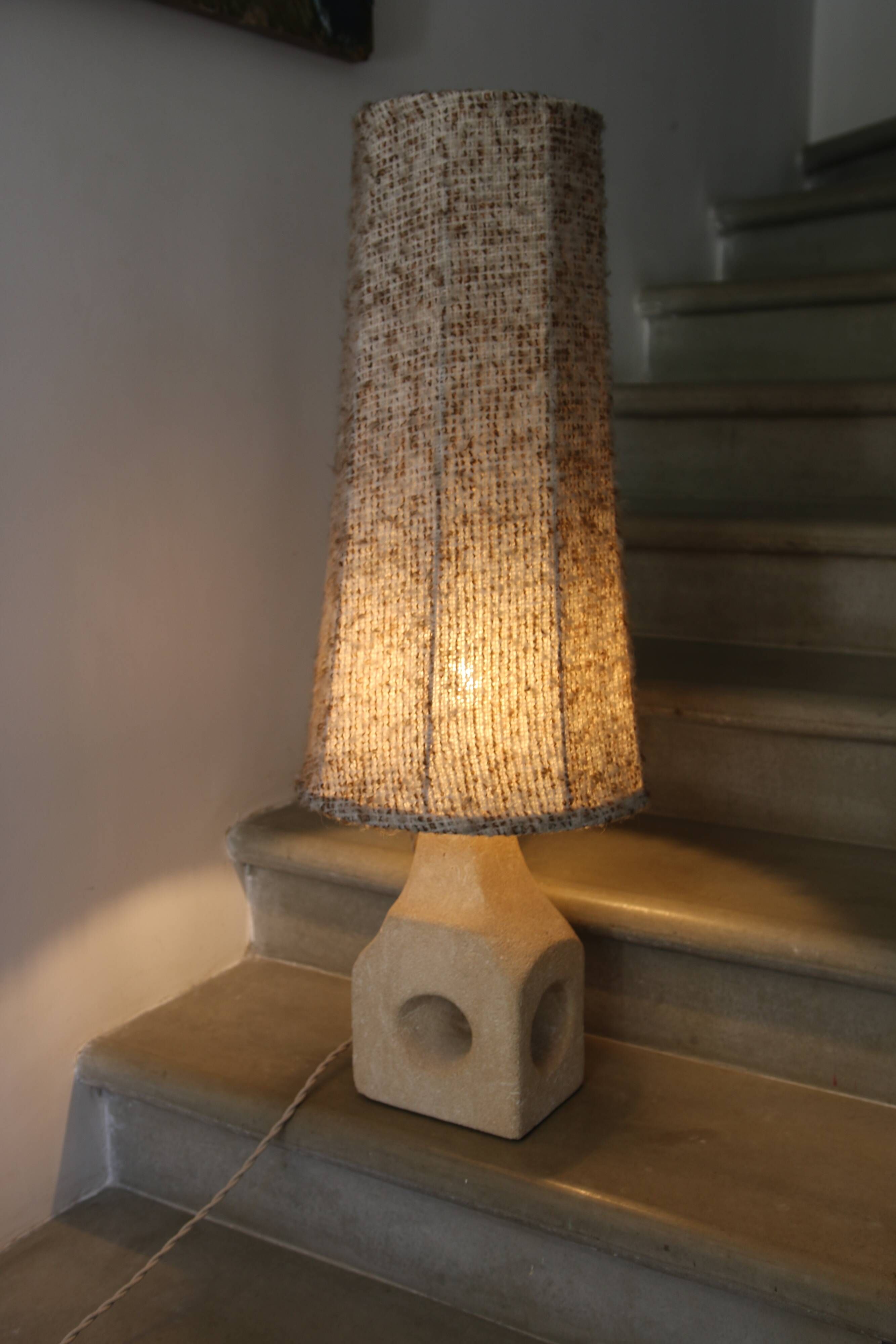 Large sculpted stone lamp, in the style of Albert Tormos, 1970s.
