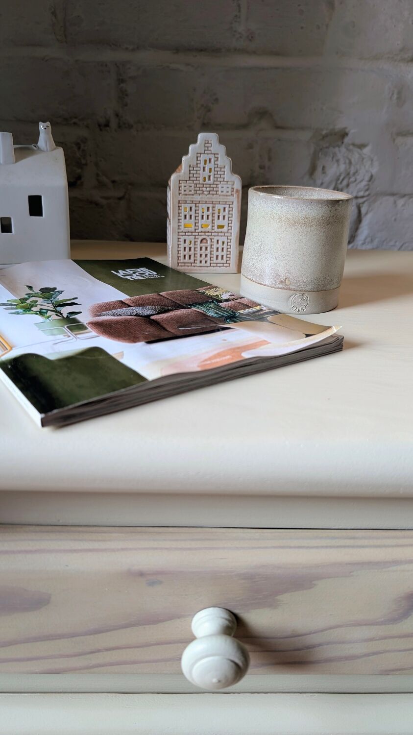 Linen wood sideboard