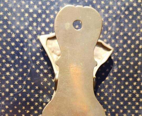 Solid brass mail clamp