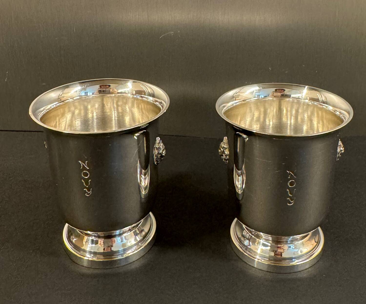 Pair of egg cups – lion heads – Empire style