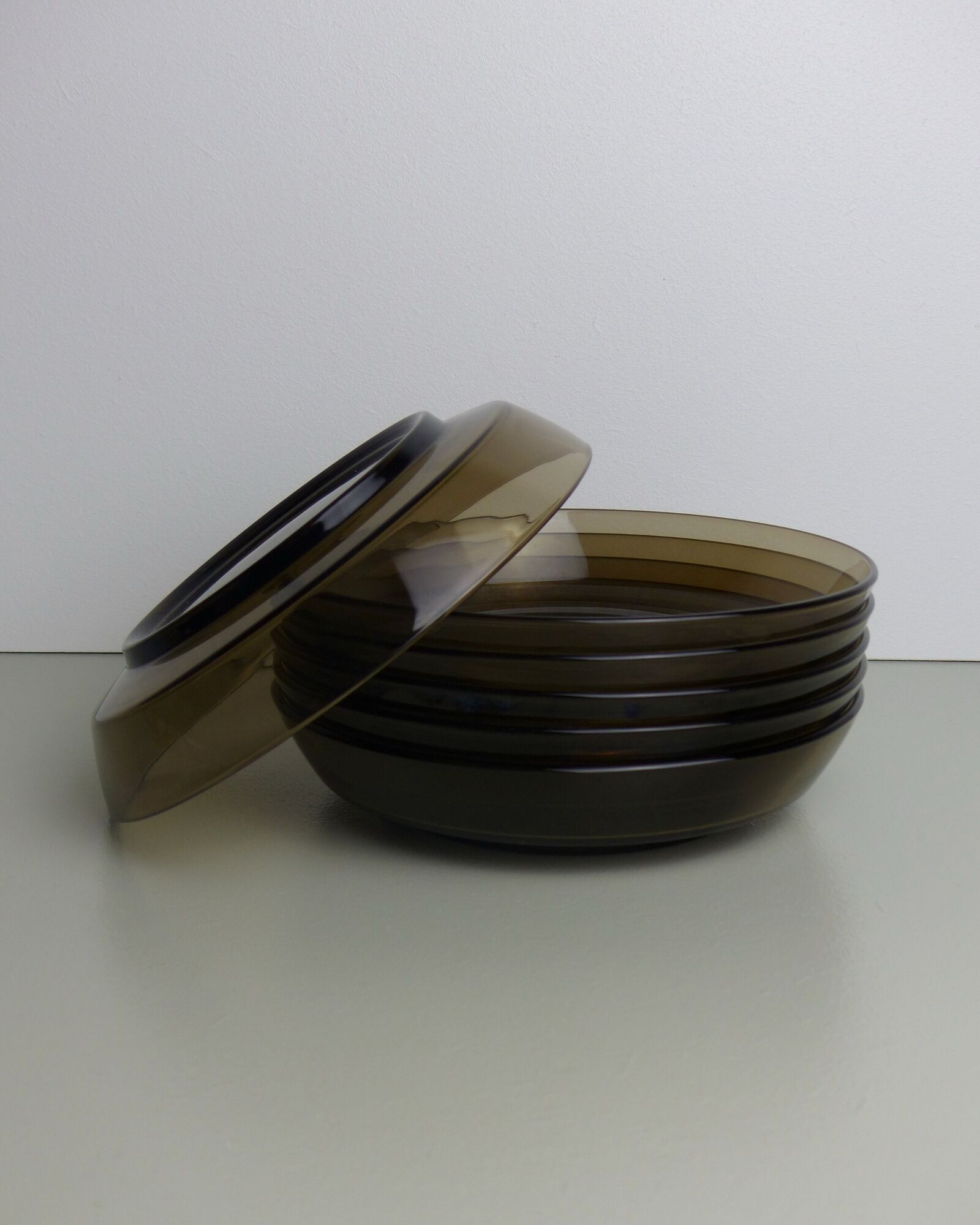 Set of 6 hollow plates in Vereco smoked glass