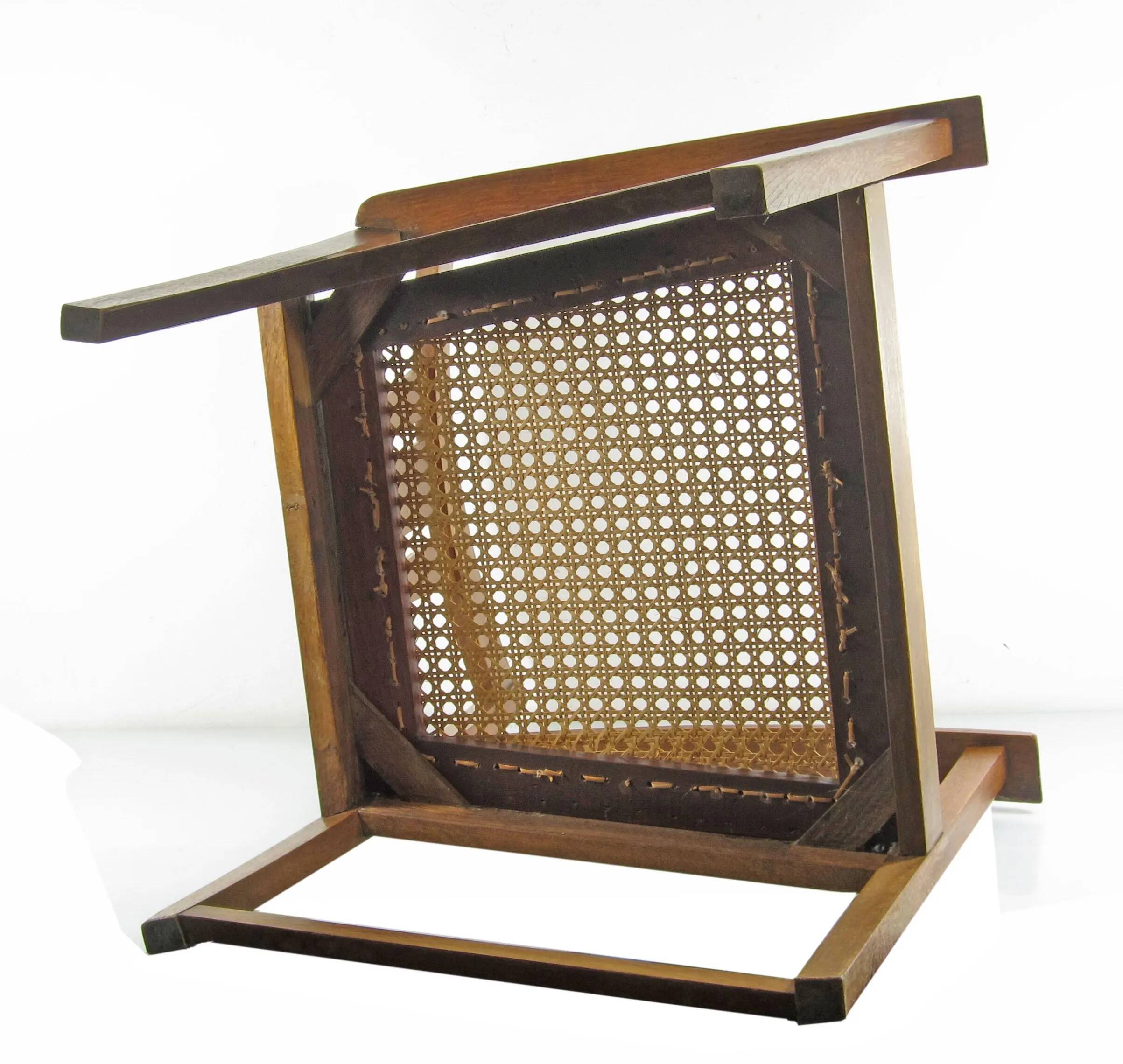 Antique Art Nouveau oak armchair Austria / Germany c.1910