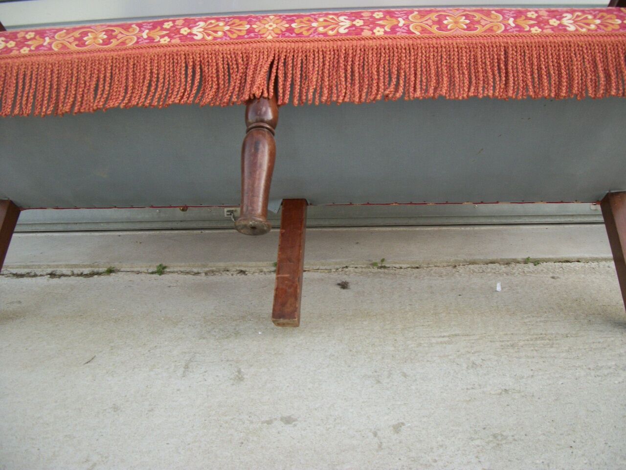 Directoire sofa