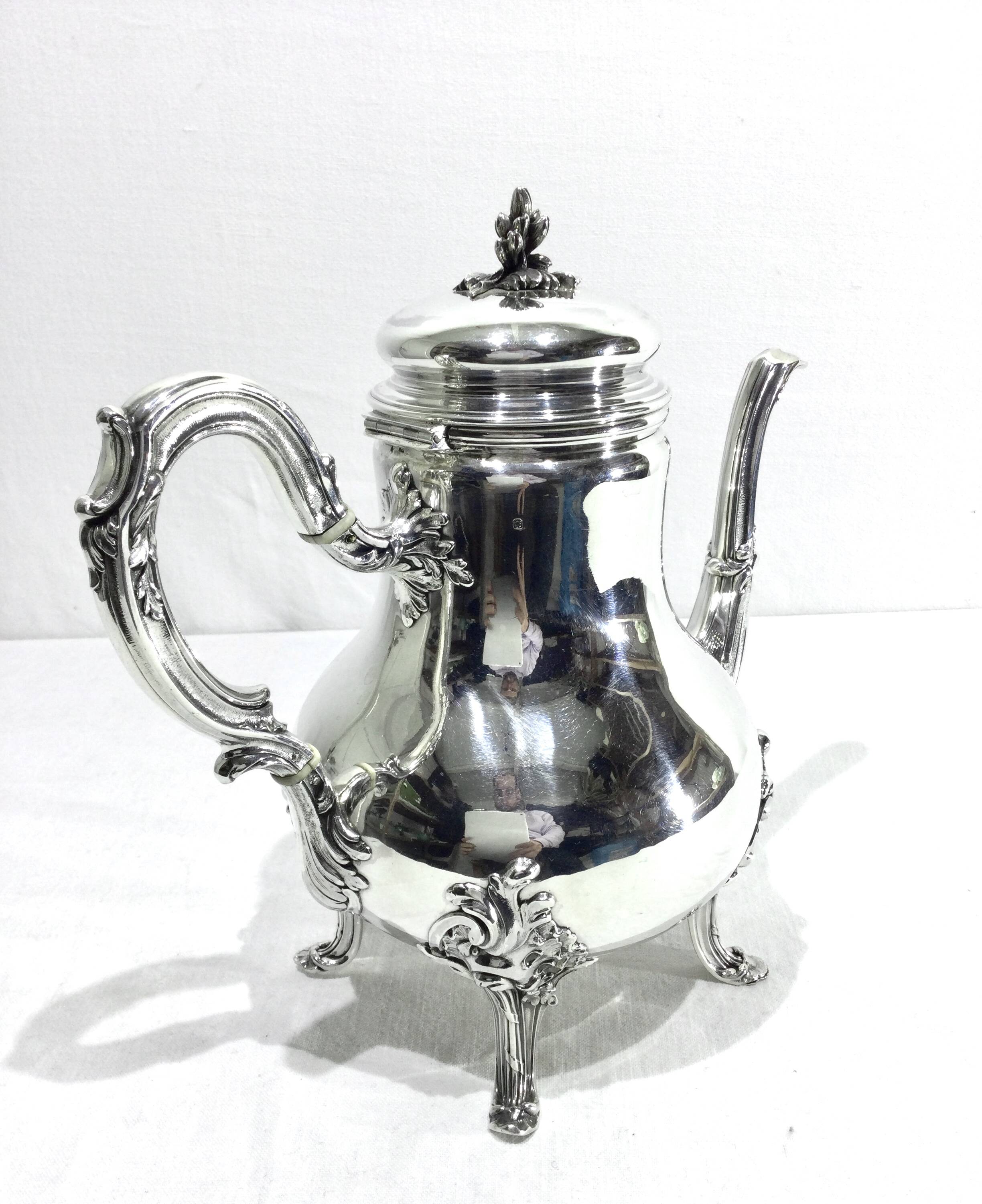 Emile Puiforcat – Silver teapot