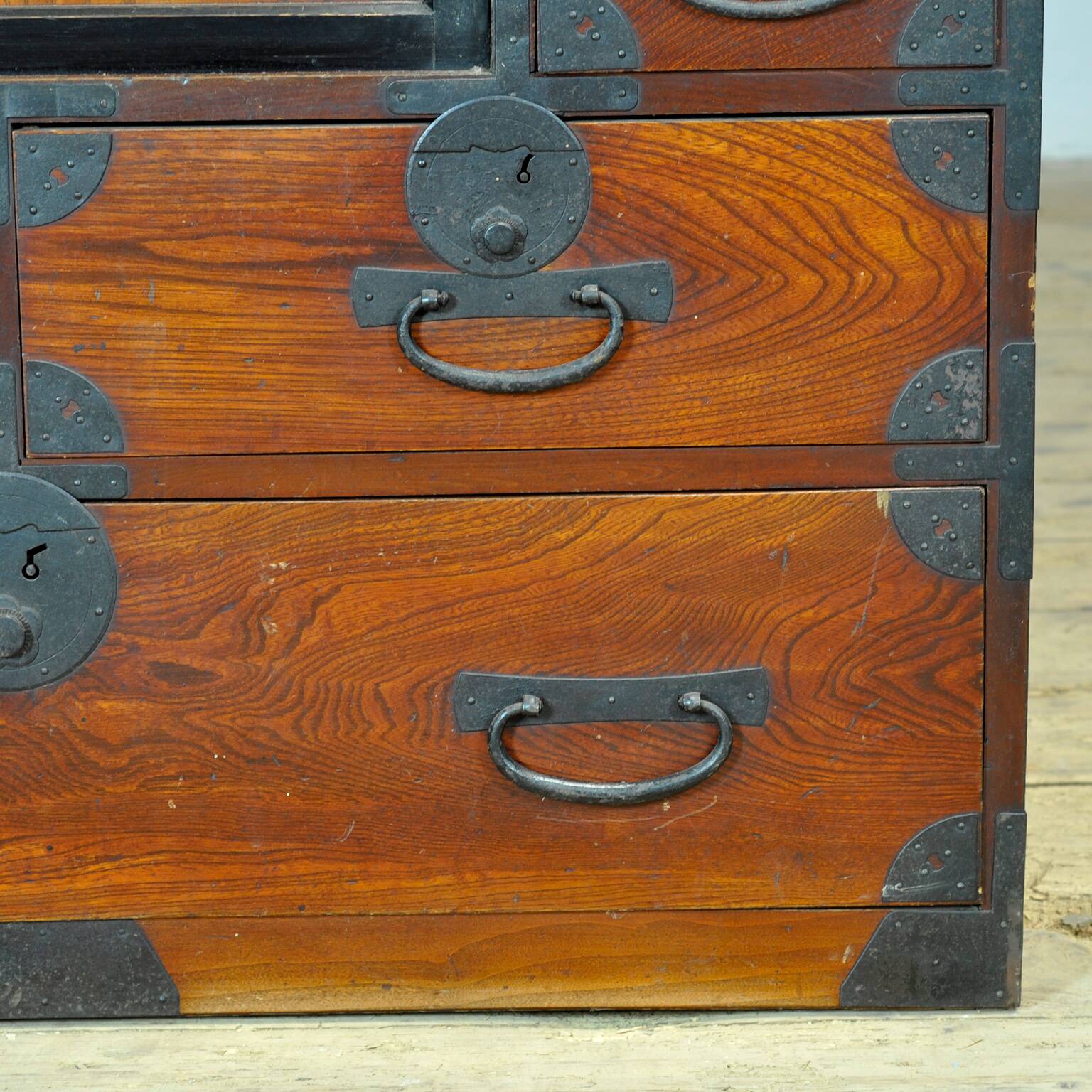 Commode japonaise Tansu, vers 1890