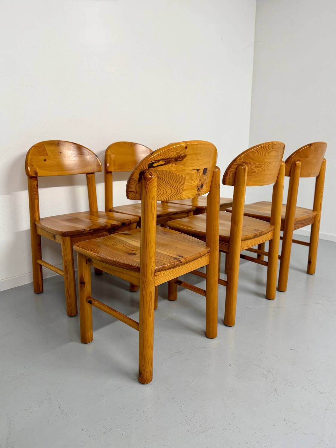 Set of 6 solid pine chairs, Scandinavian design, Reiner Daumiller