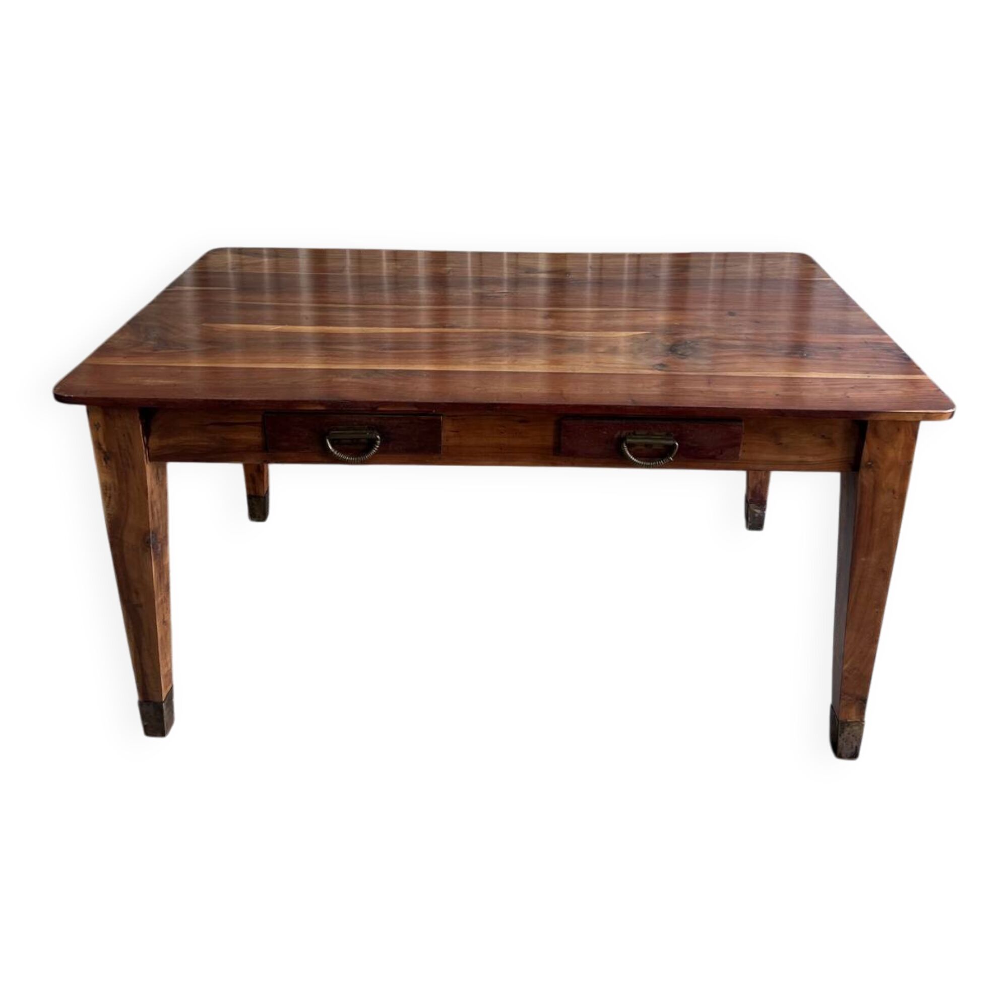 Farm table