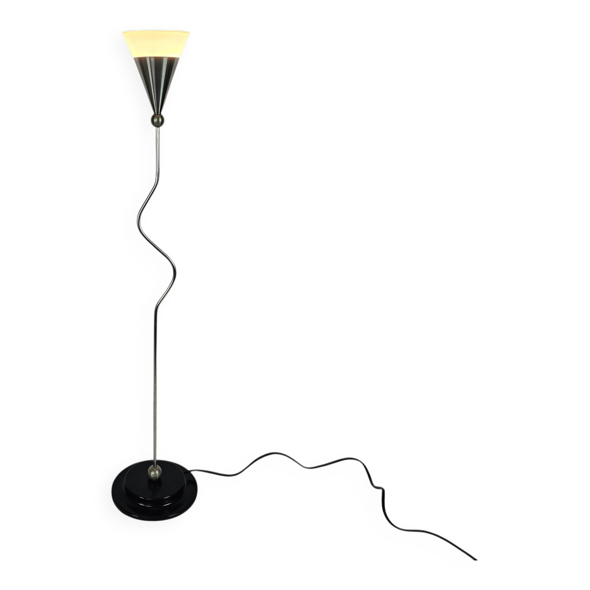 Dutch design - Harco Loor design - table lamp - chalice lamp - postmodern -