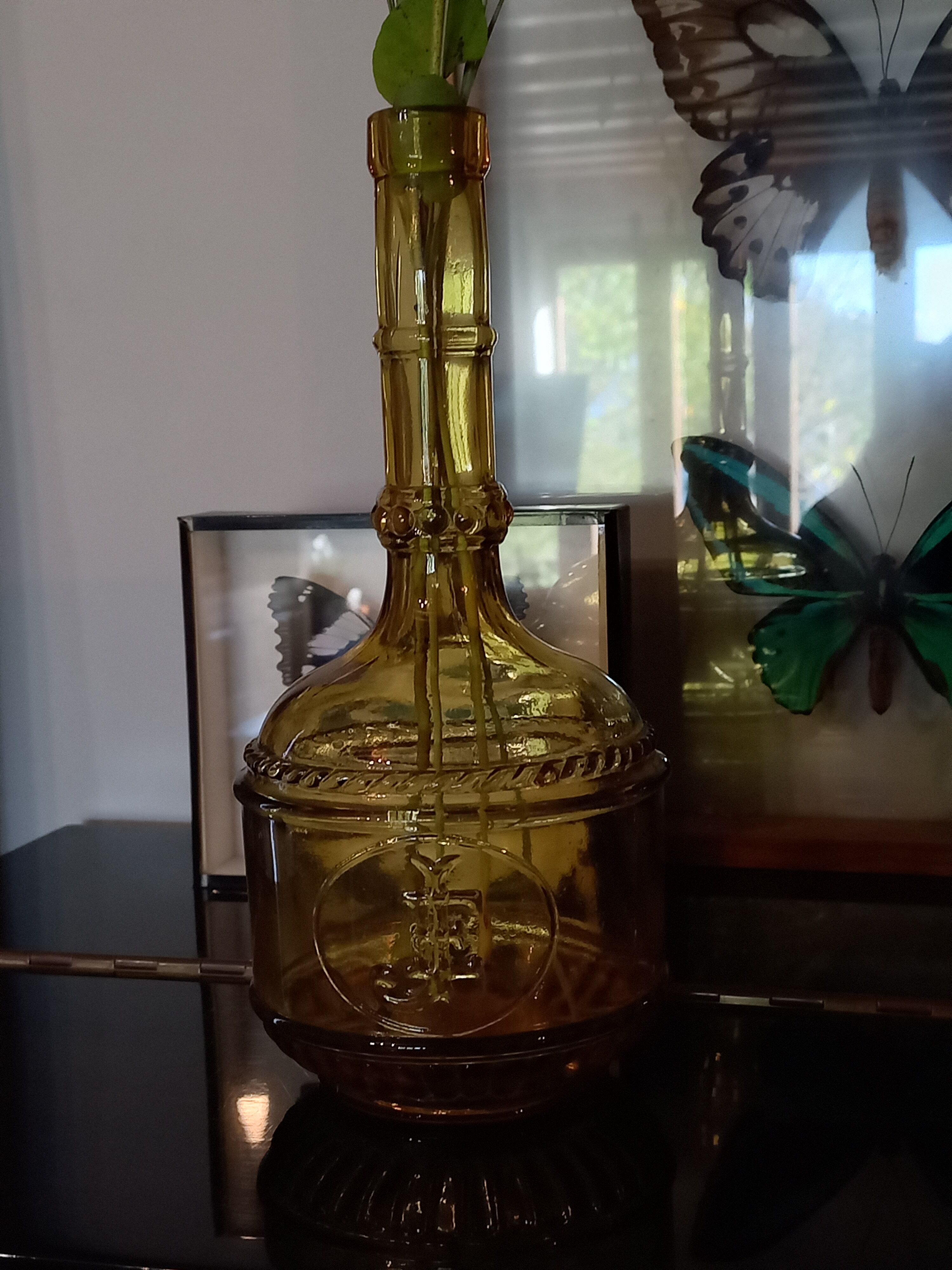 Vase soliflore shaped bottle true vintage