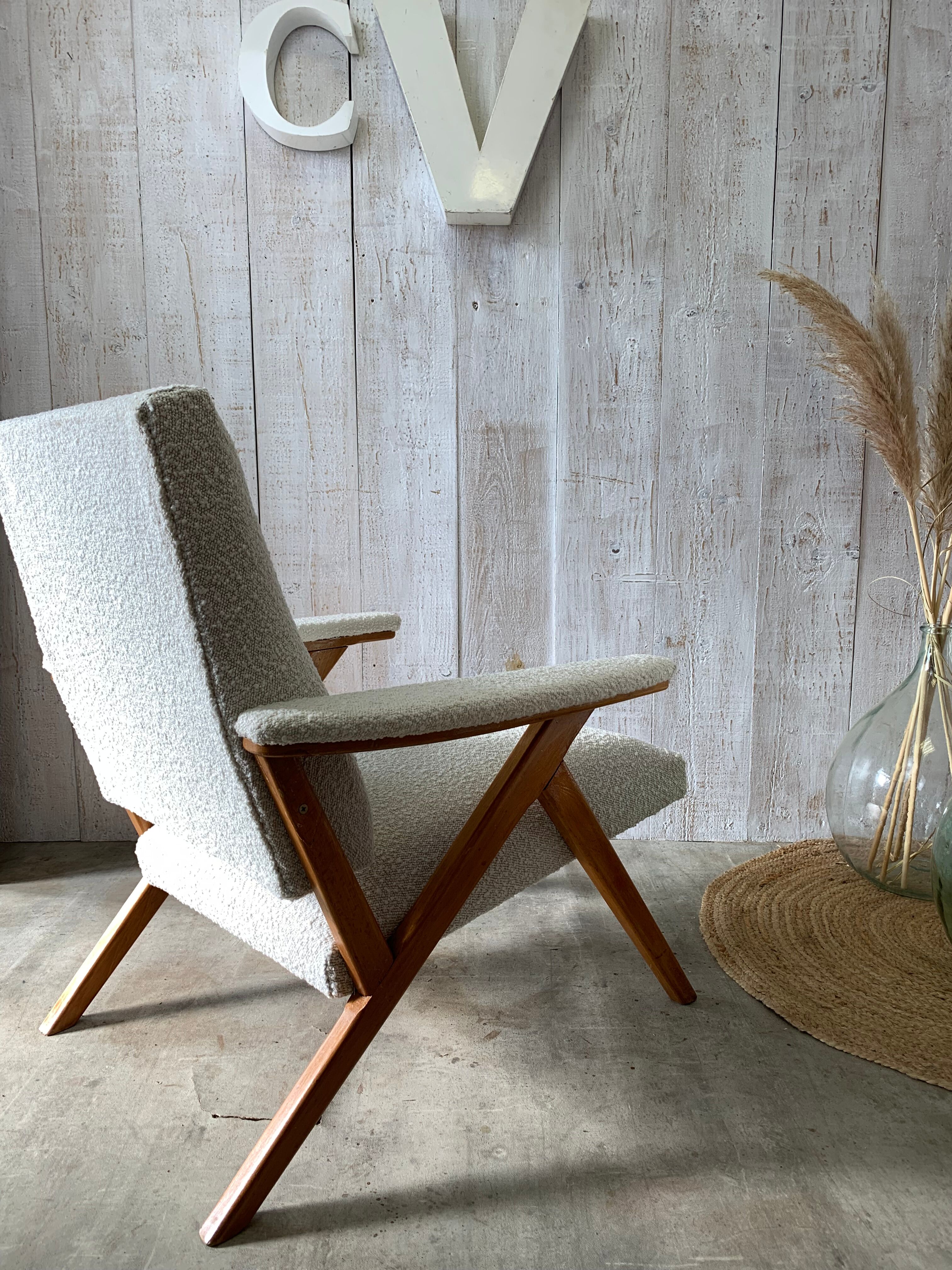 Fauteuil vintage bouclettes