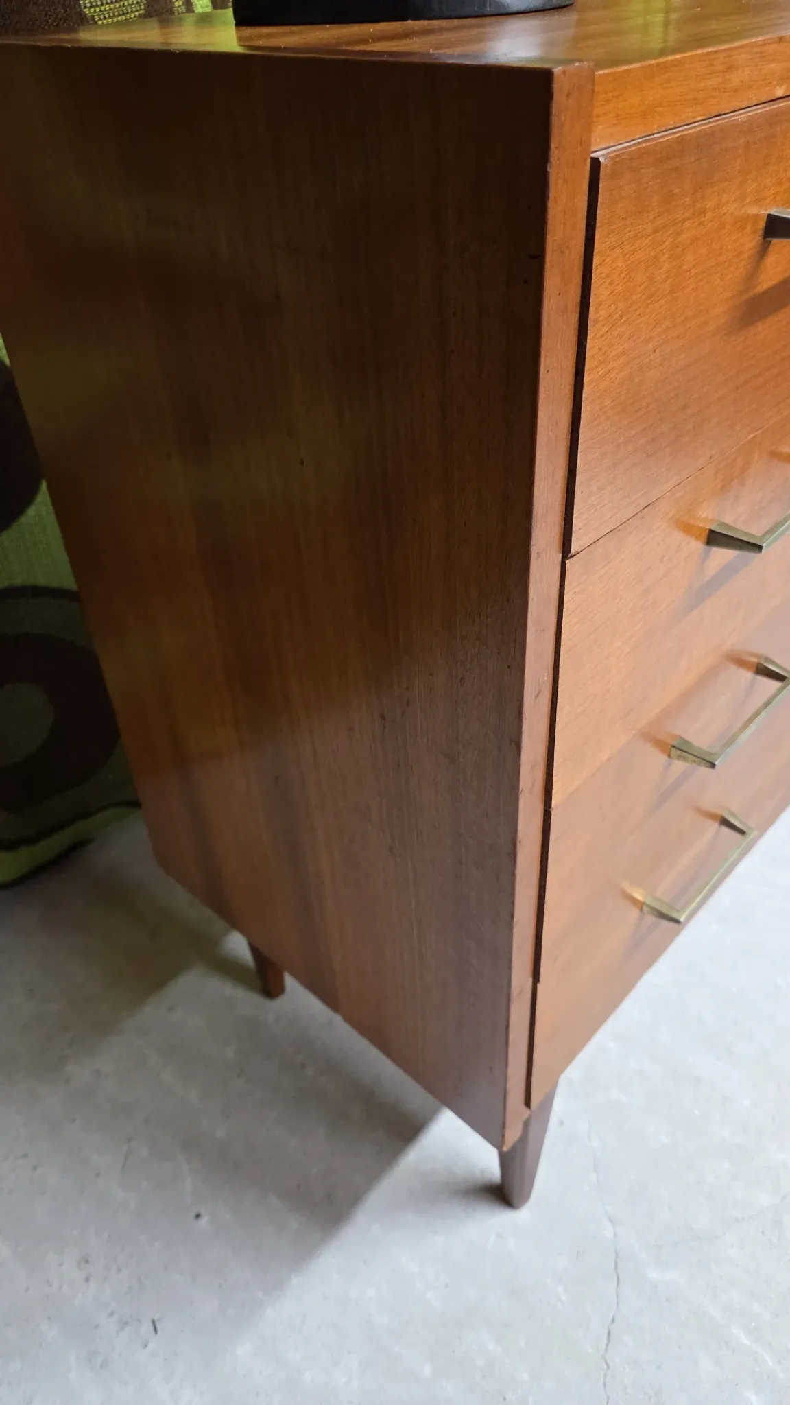 Small vintage sideboard from the 1960s with 4 drawers and a door.