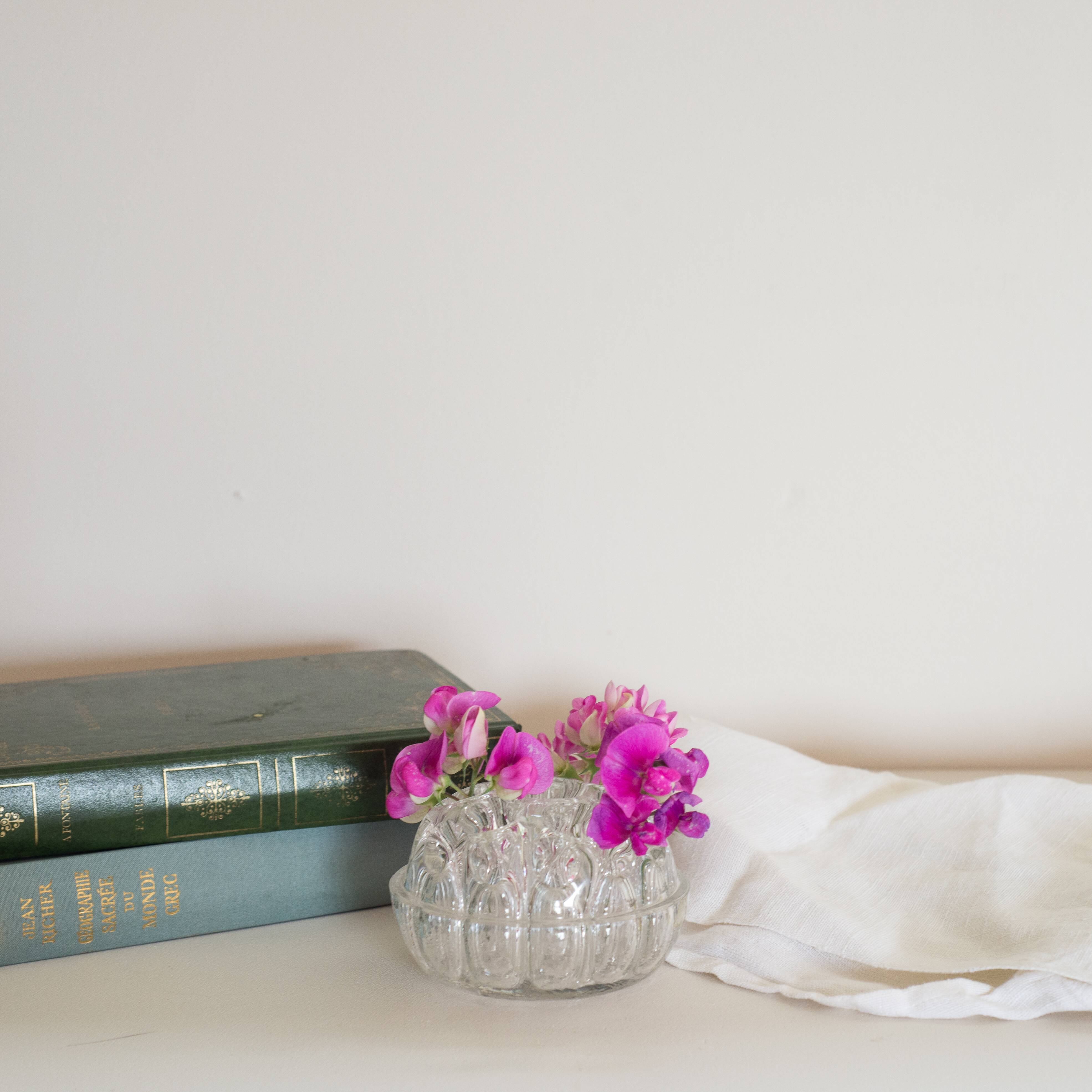 Pique flowers 19 holes Made in France in excellent condition