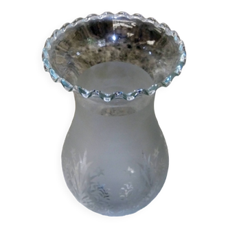 Old globe for tulip oil lamp engraved glass