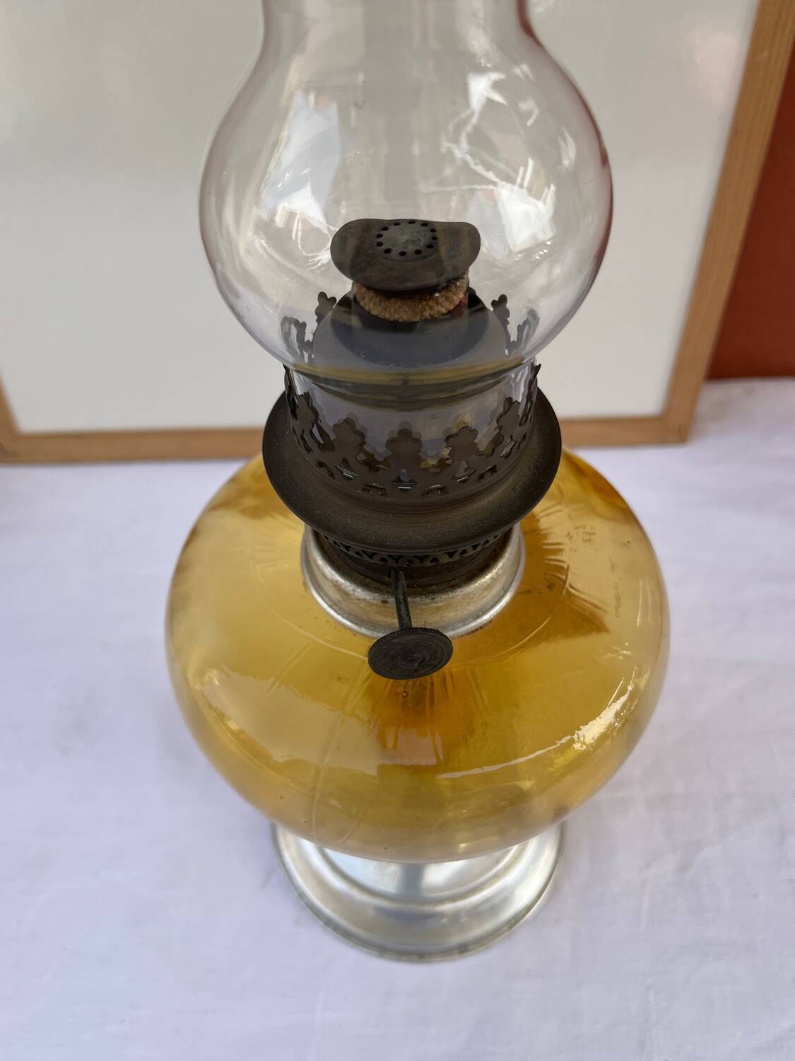 Oil lamp