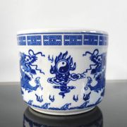 Cache-pot / Vintage porcelain brush pot