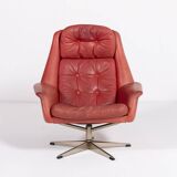1960’s/70’s Bramin swivel lounge armchair in patinated red brown leather on five star steel leg, loo