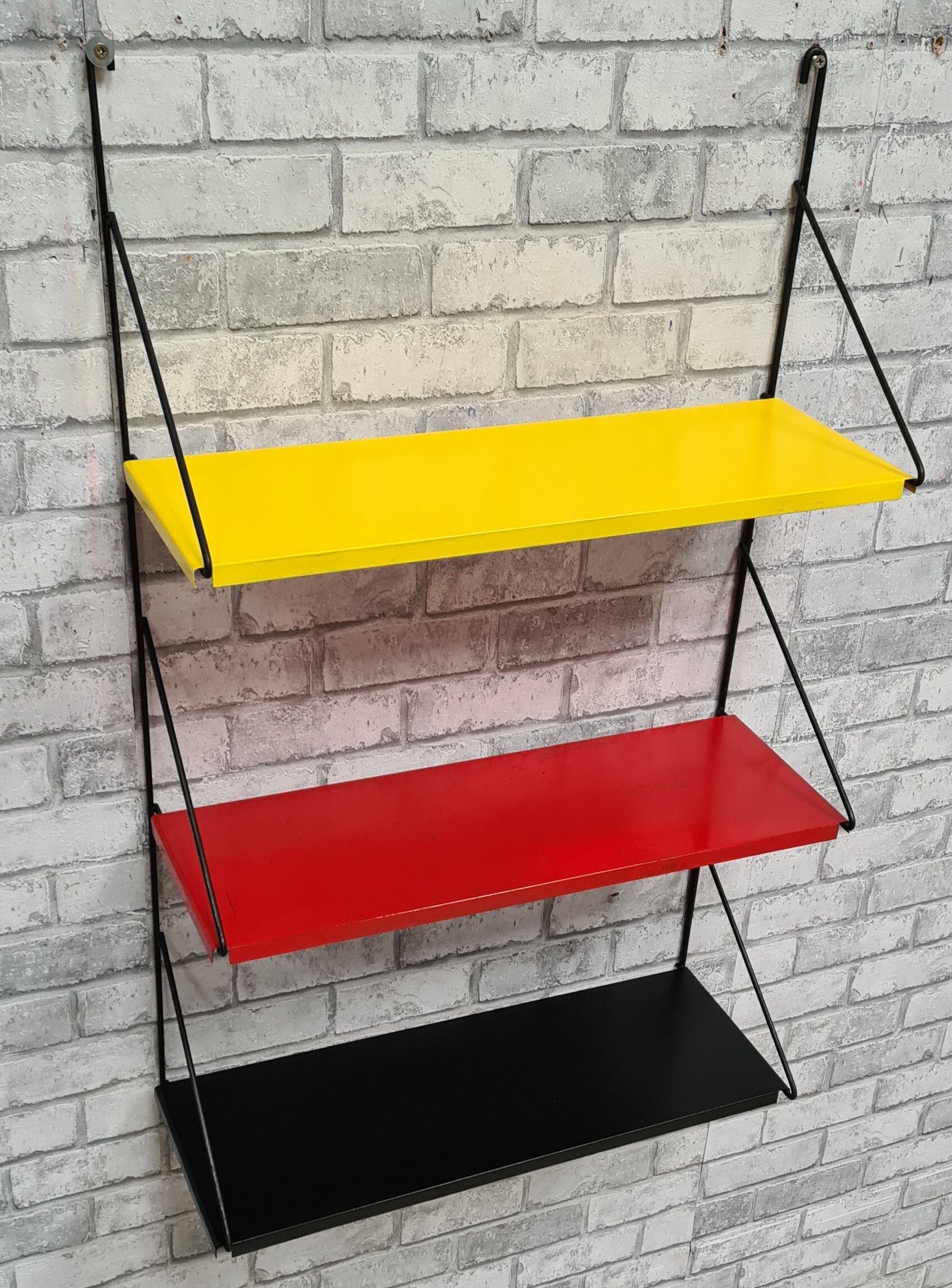 Scandinavian wall shelf tomado style 1950. Trace of normal wear and tear product of epoque. 48x 75x16