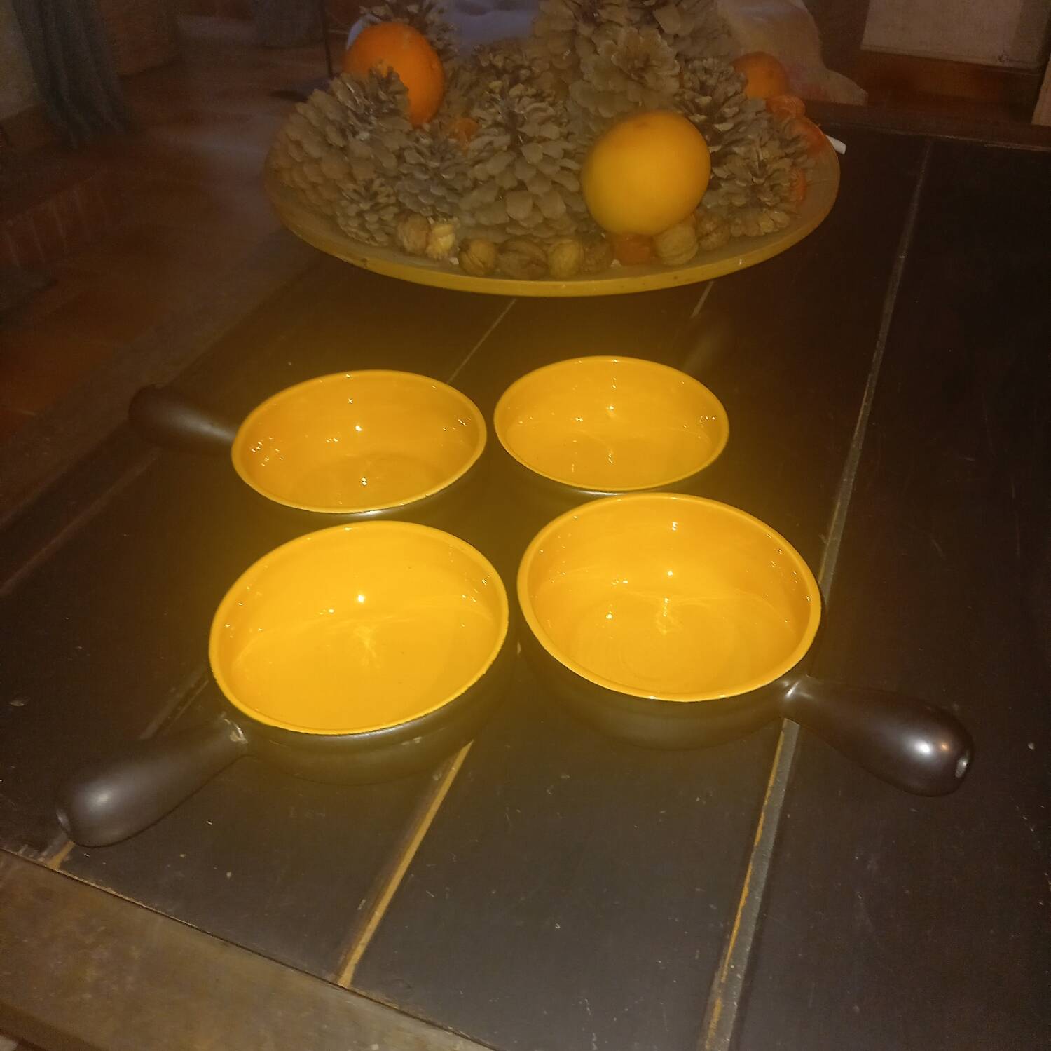 Set of 4 casseroles/ pans