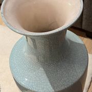 Large vase jar