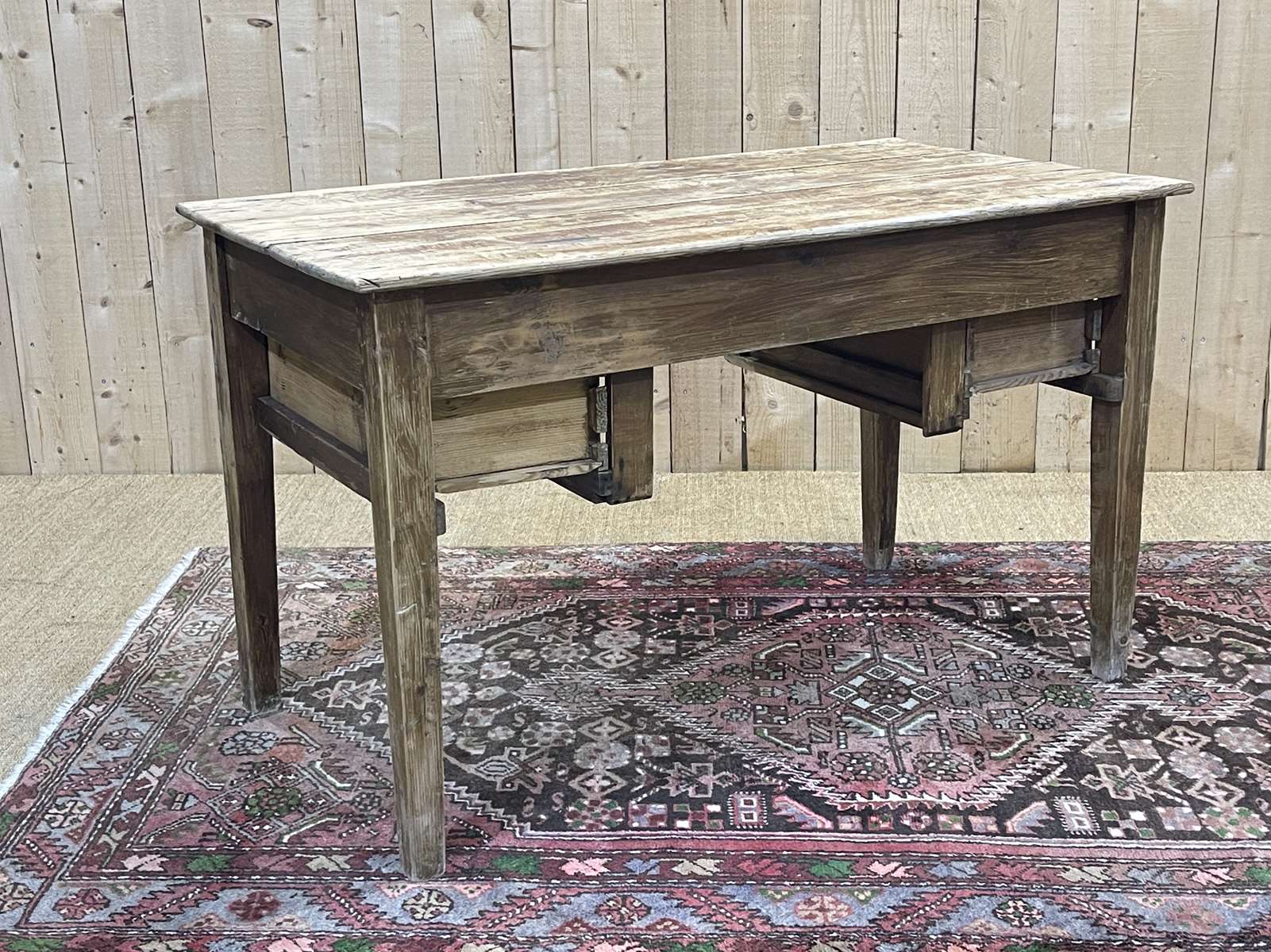English flat desk in fir of the early twentieth century