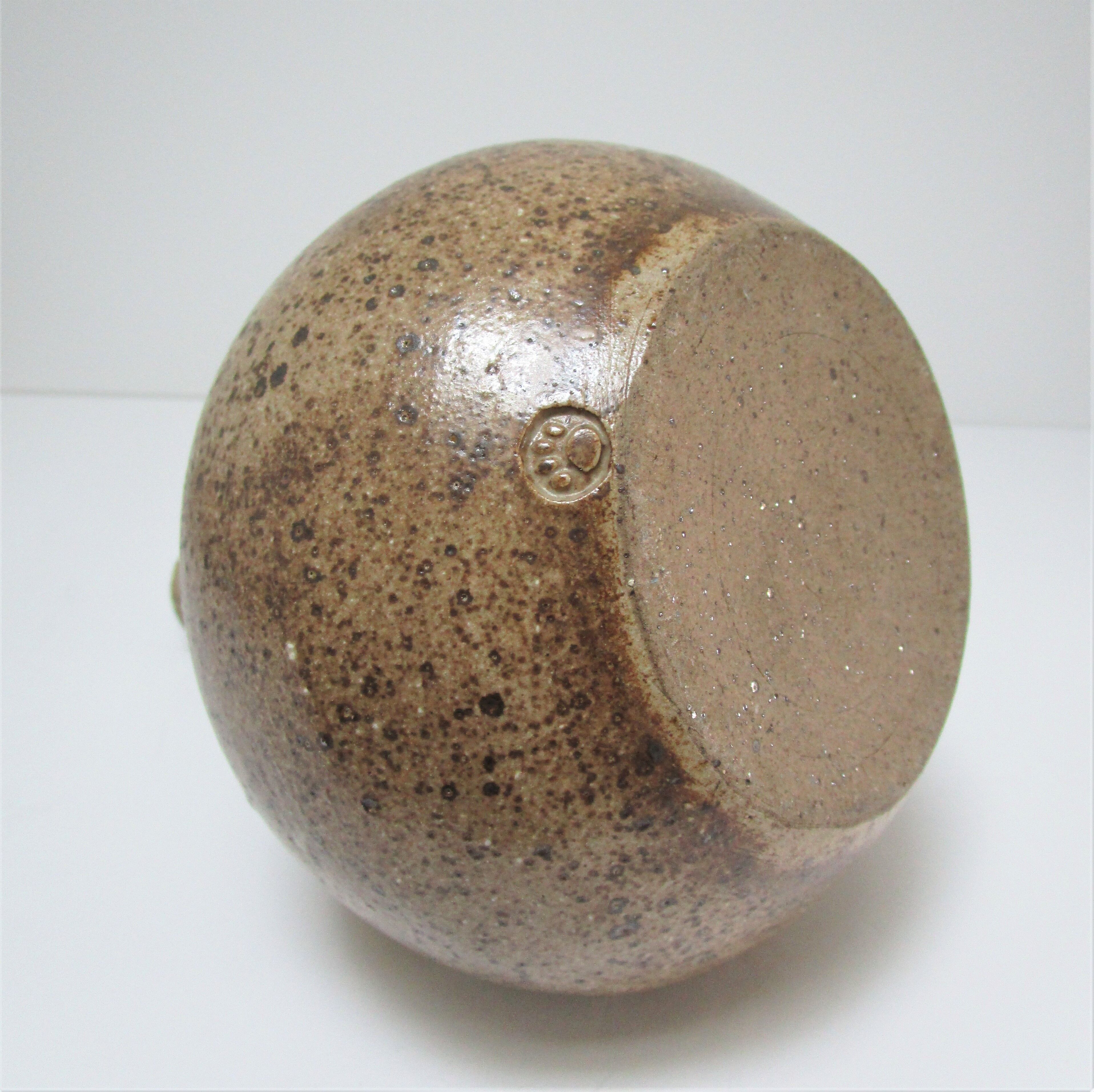 vase soliflore pansu sandstone pyrité signed