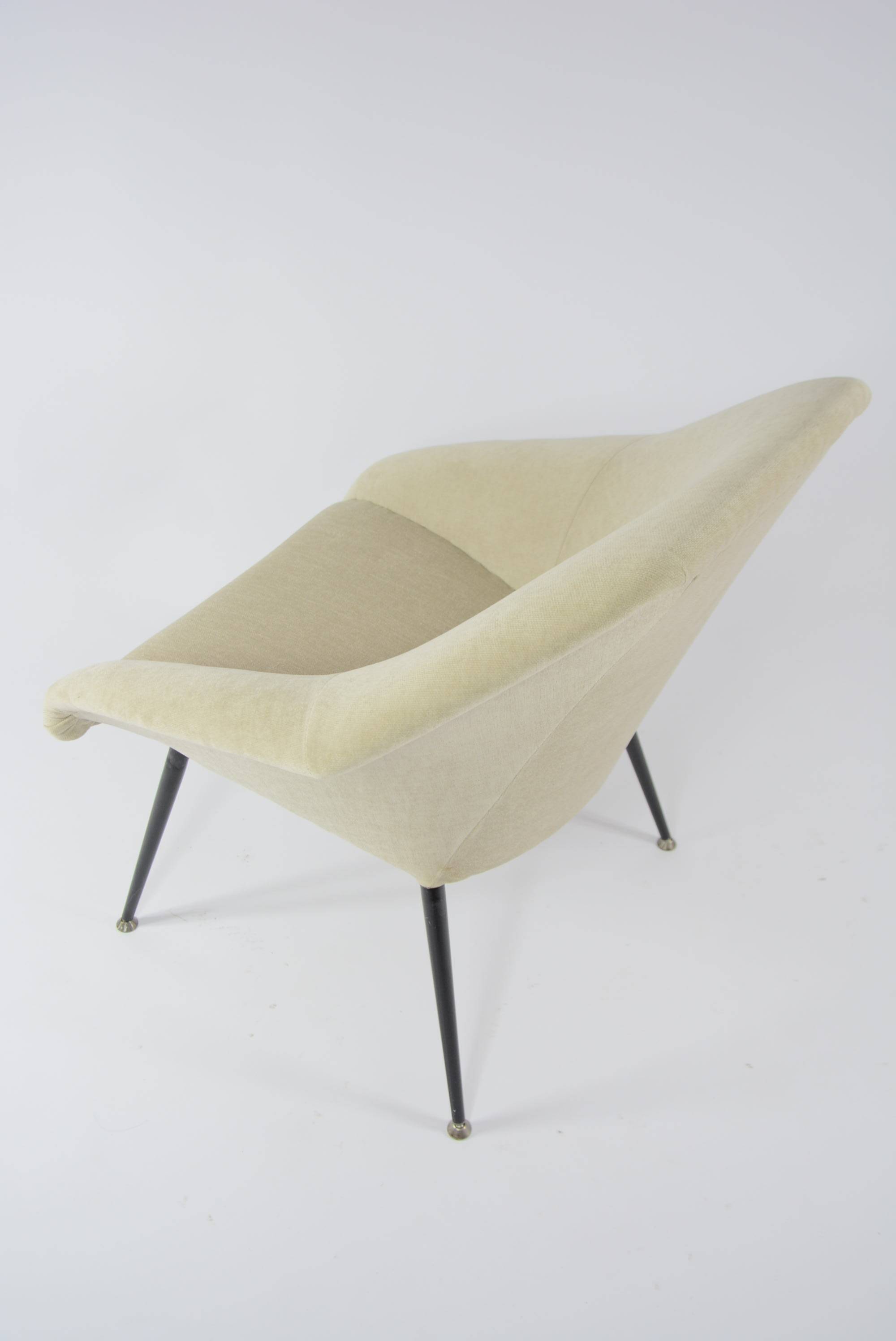 Coquille armchair cream/beige