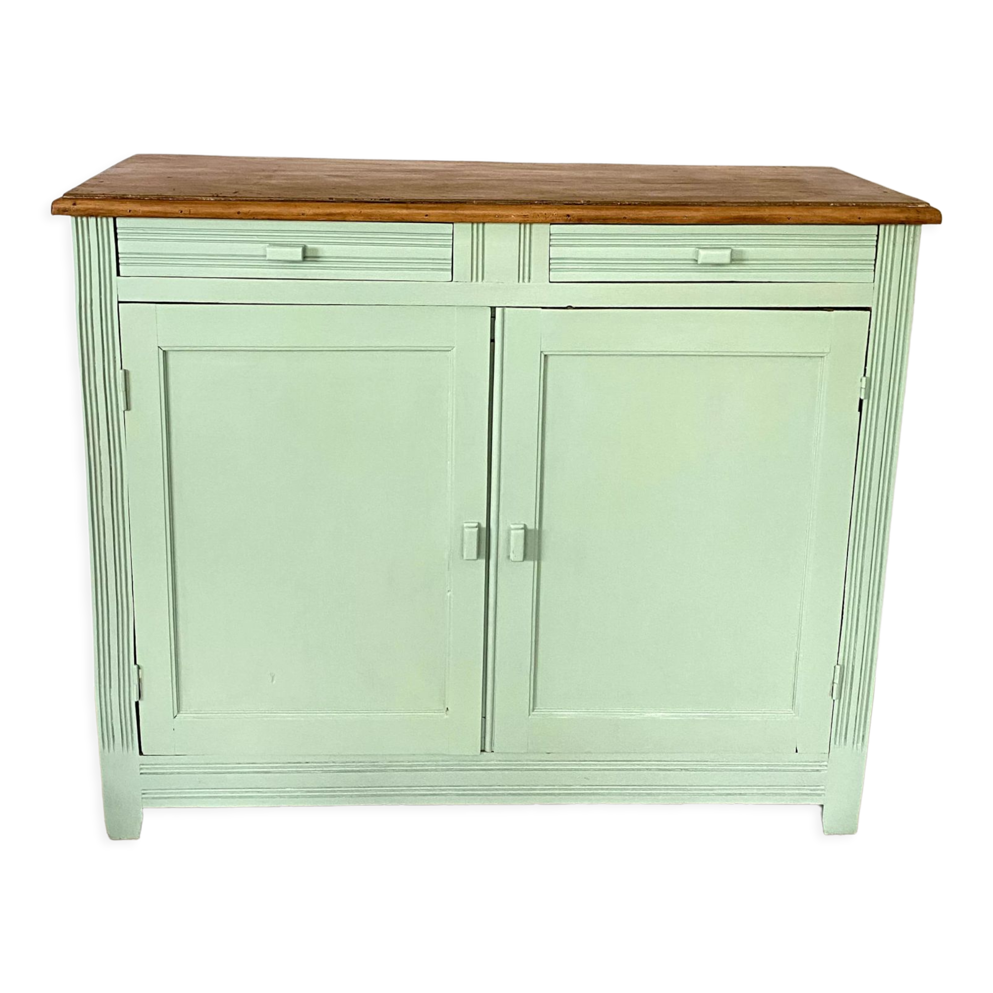 Green Parisian buffet mint
