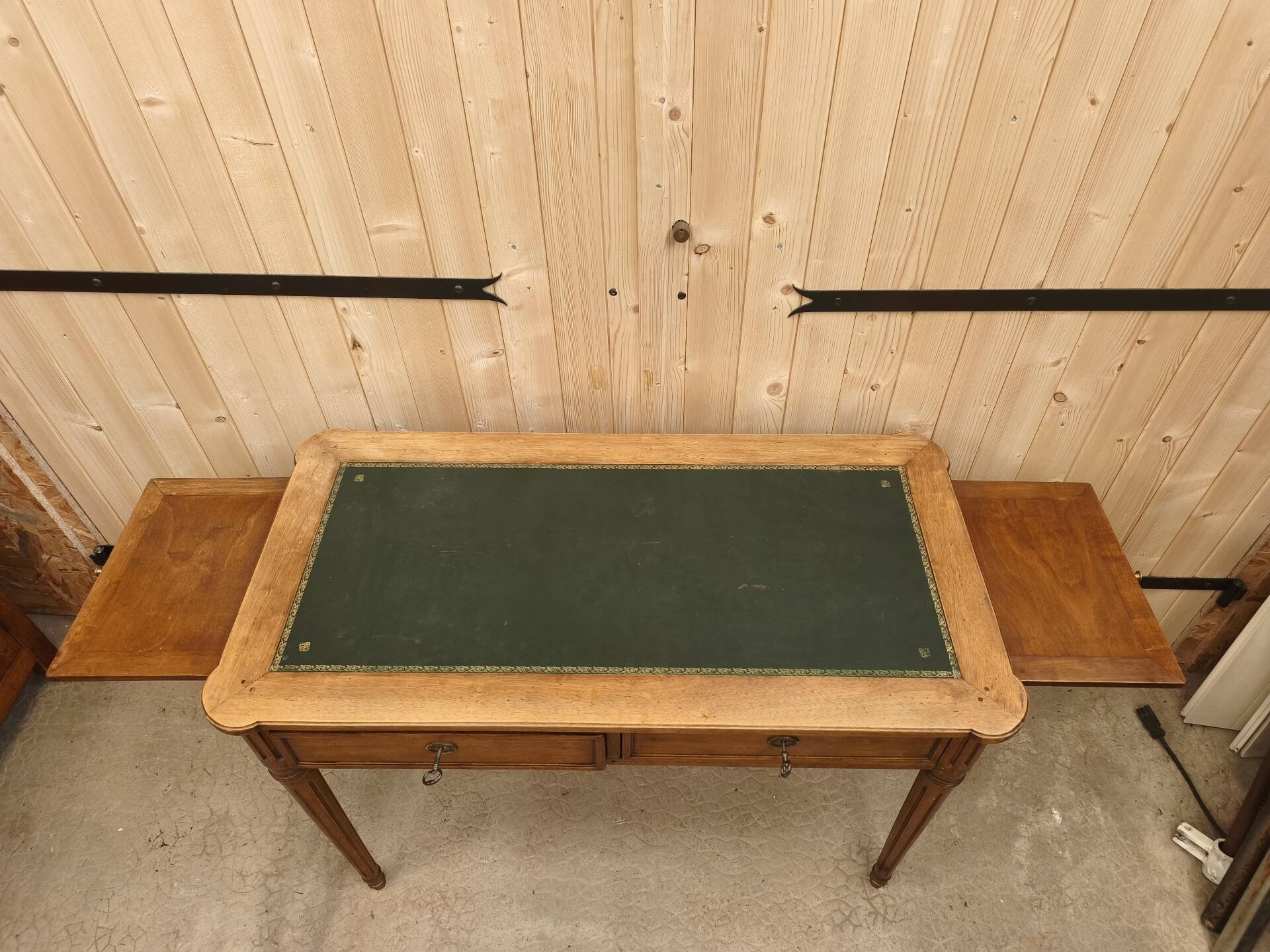 Bureau style directoire en bois massif - XIX ème siècle