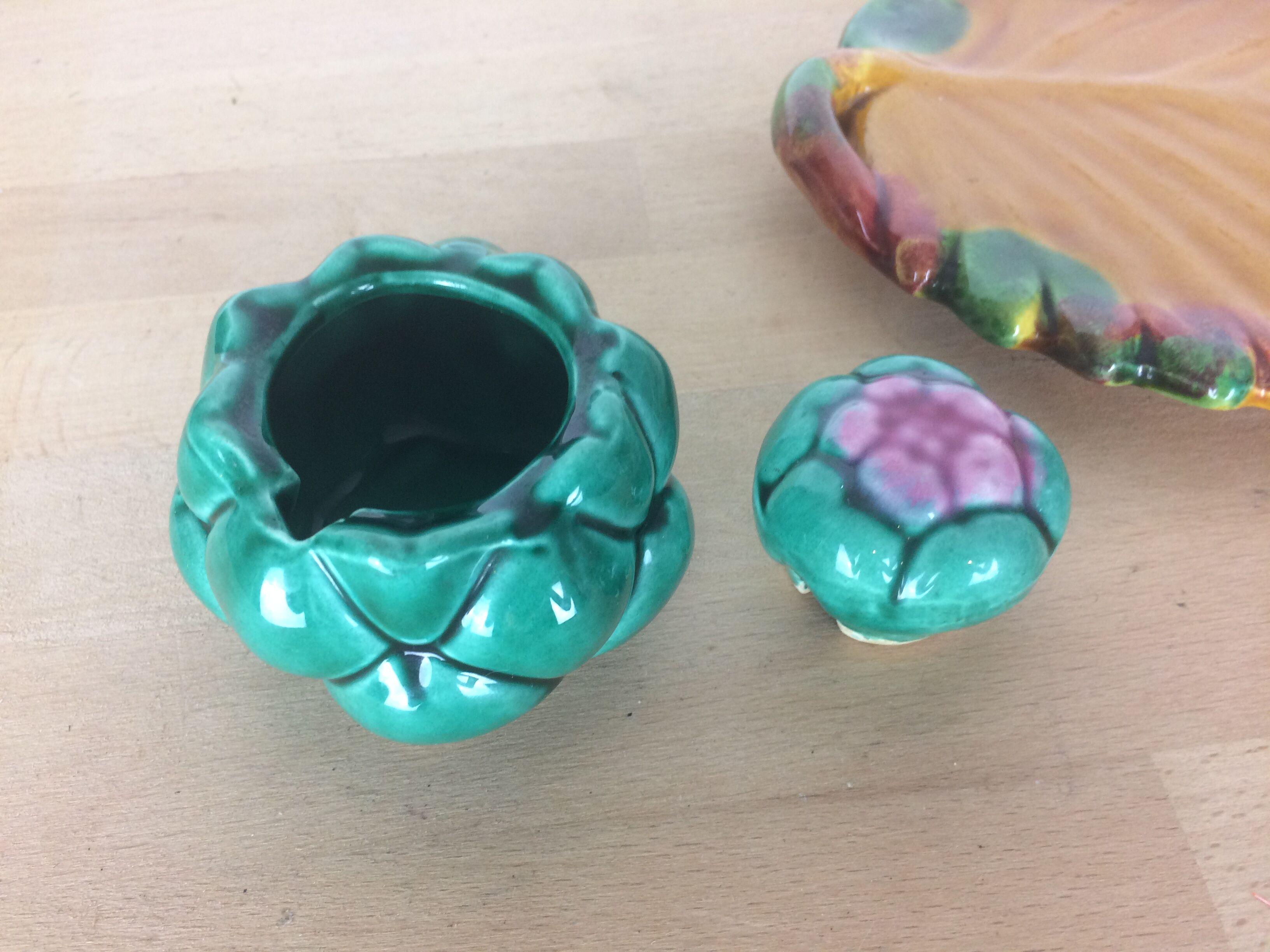 Vallauris mustard pepper shaker, dabbling, ceramics