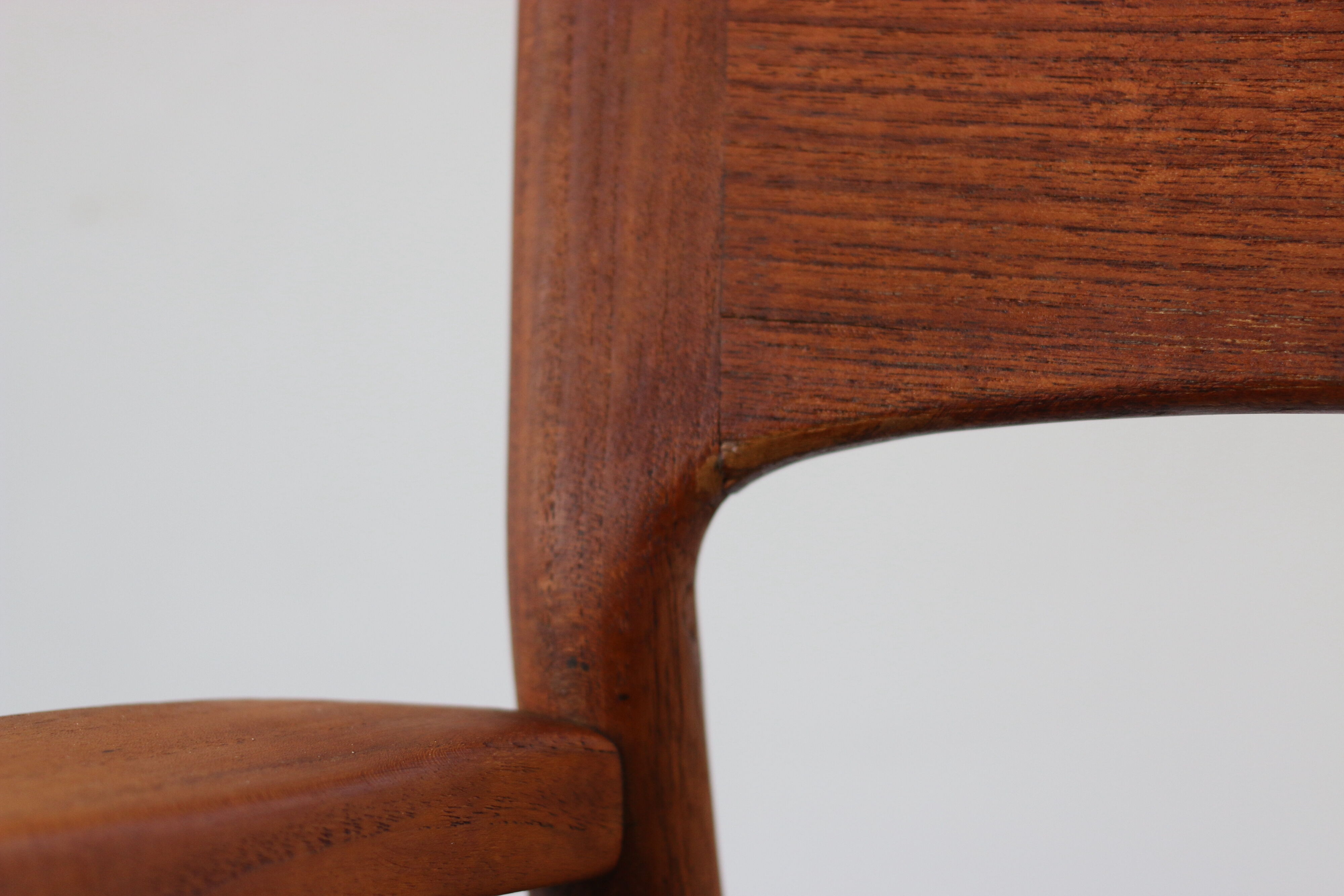 Scandinavian chair in Teak Henning Kjaernulf 1960