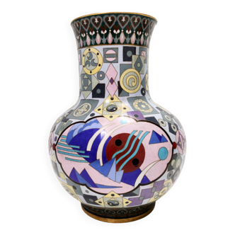 Vase cloisonné Jingfa chinois coloré postmoderne avec base en laiton