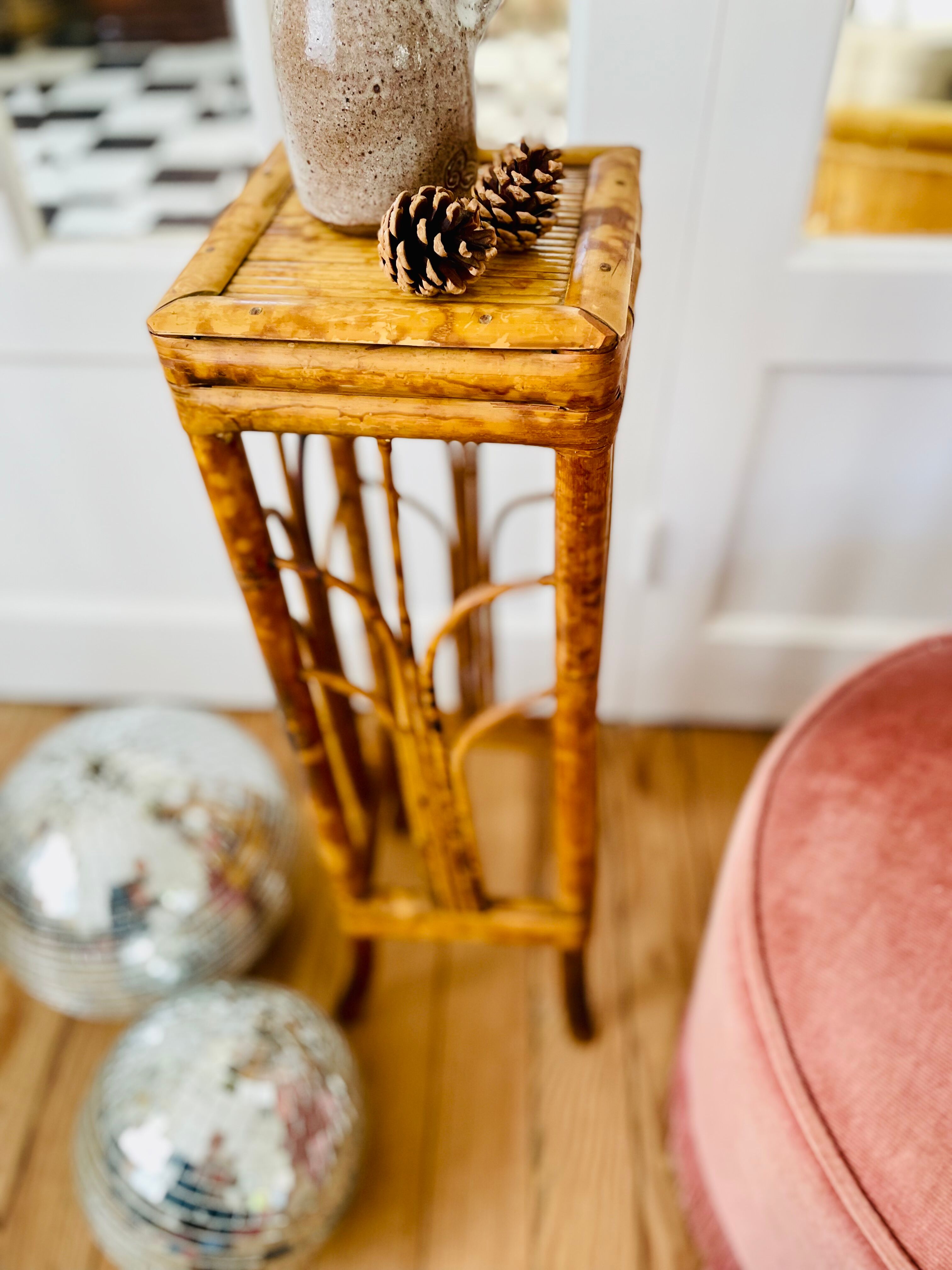 Vintage bamboo saddle pedestal table