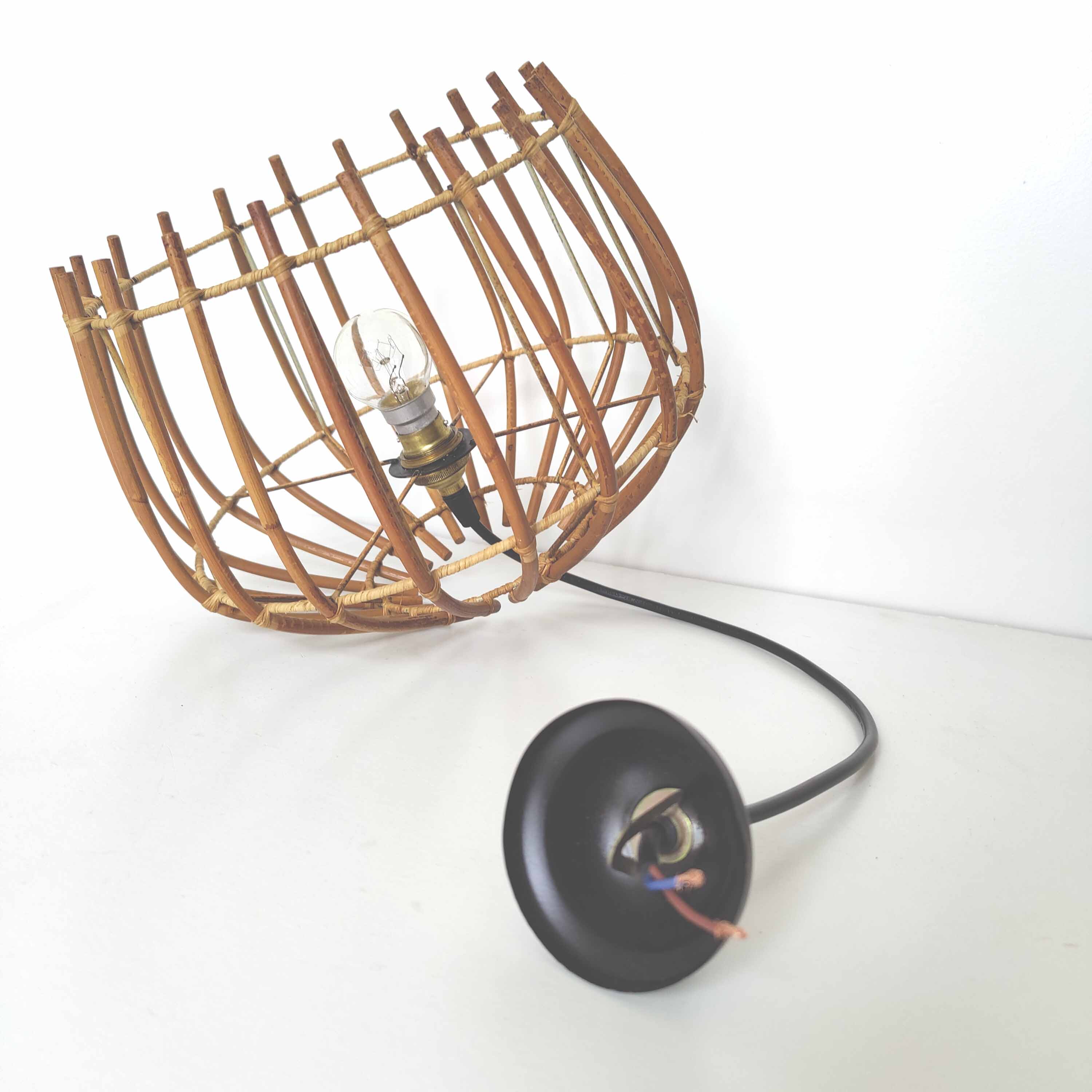 Rattan suspension