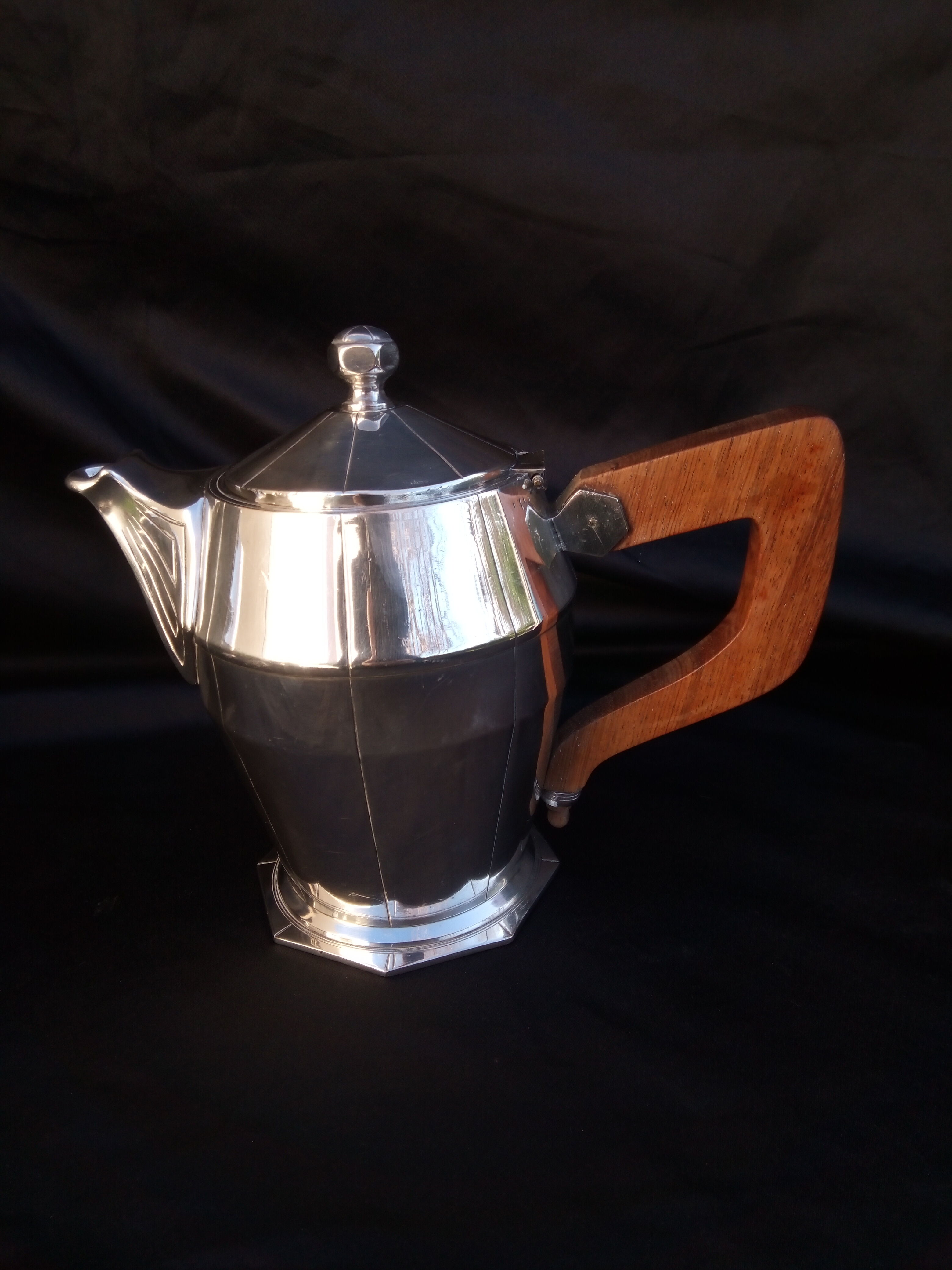 Coffee service, art tea in art deco silver metal