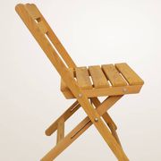 Paire de chaises pliantes en bois blond