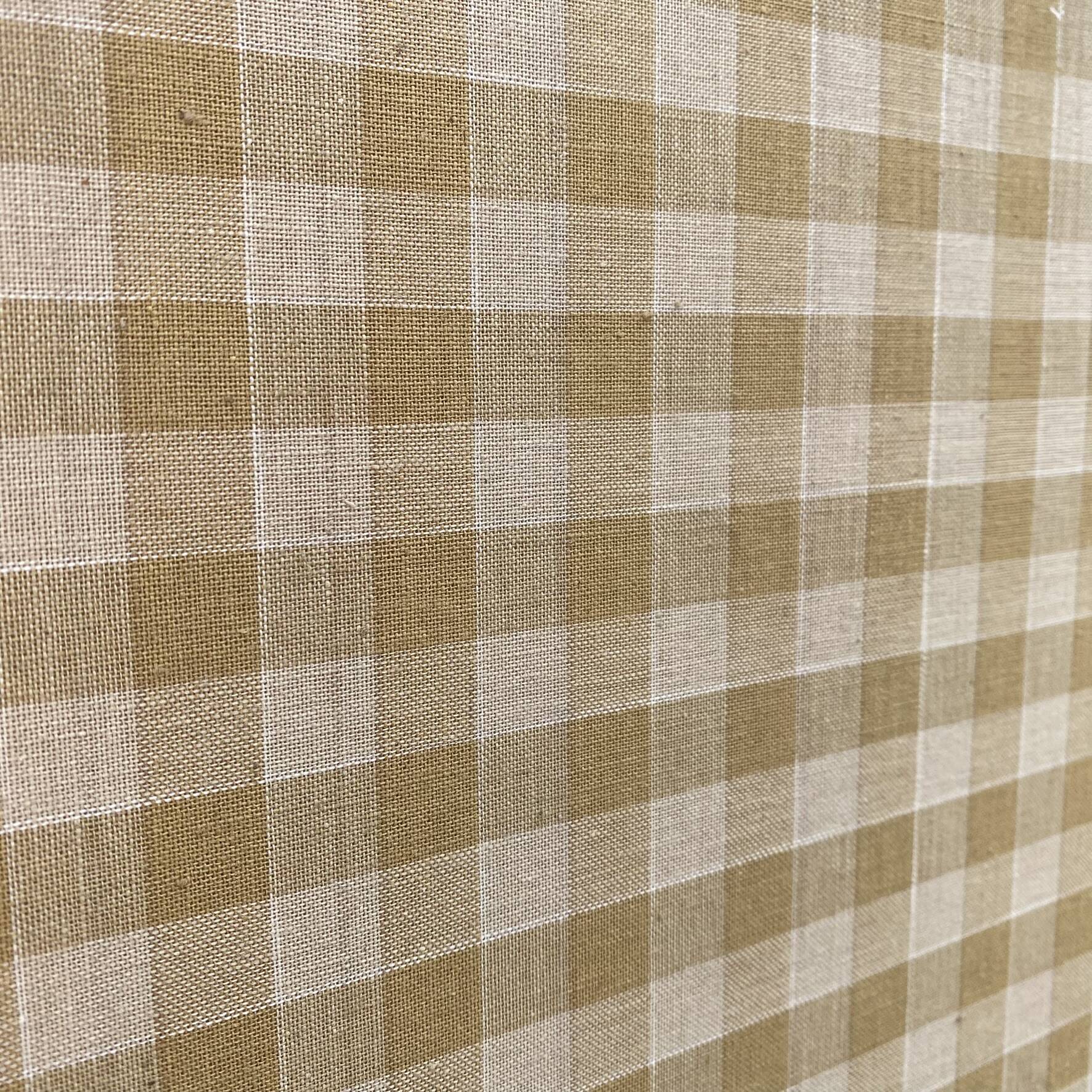 Wooden and embroidered fabric fireplace screen 94X62