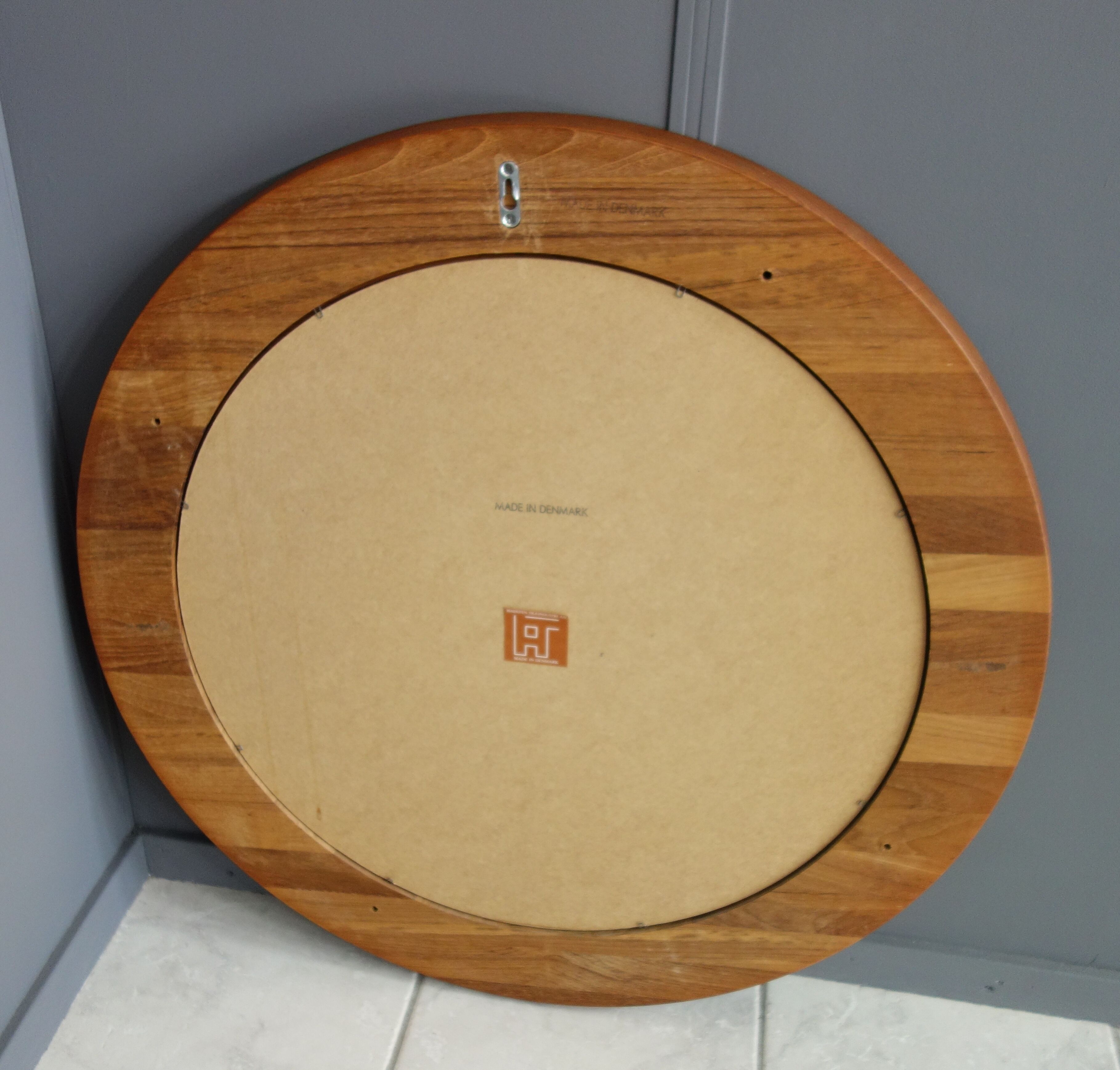 Miroir rond en teck par Hadsten Danemark 74cm