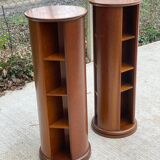 Paire de sellettes pivotantes en bois