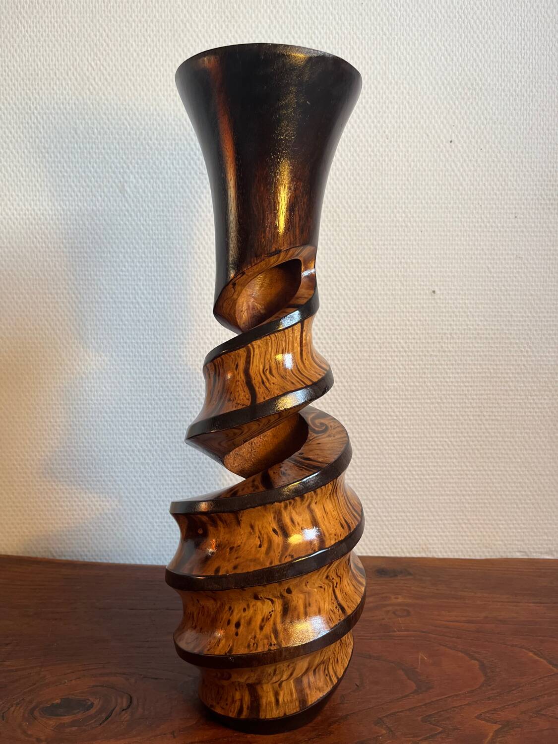 Carved mango wood vase