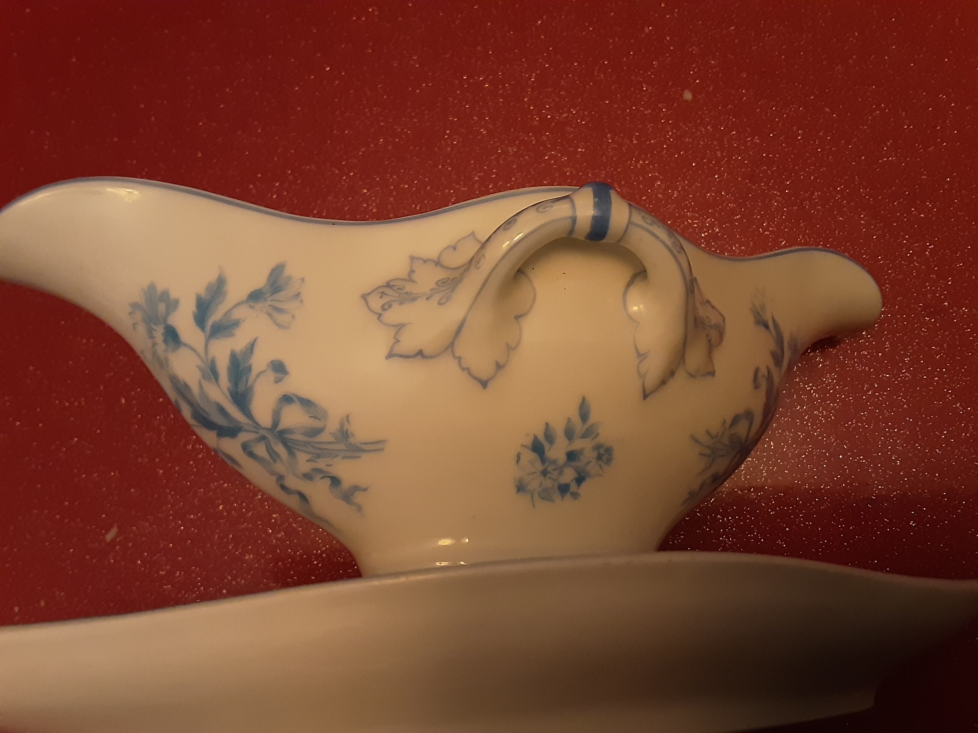 Saucière faience ancienne decor aux bleuets