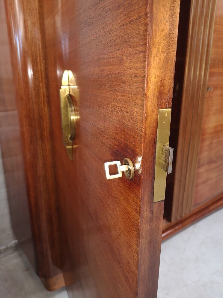 Armoire en palissandre des Indes art déco 1940