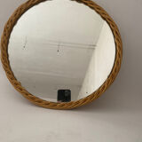 Round mirror