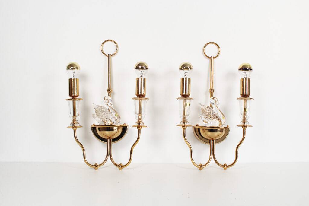Rare set of Italian crystal 'Swan' wall lights, Italy 1980s