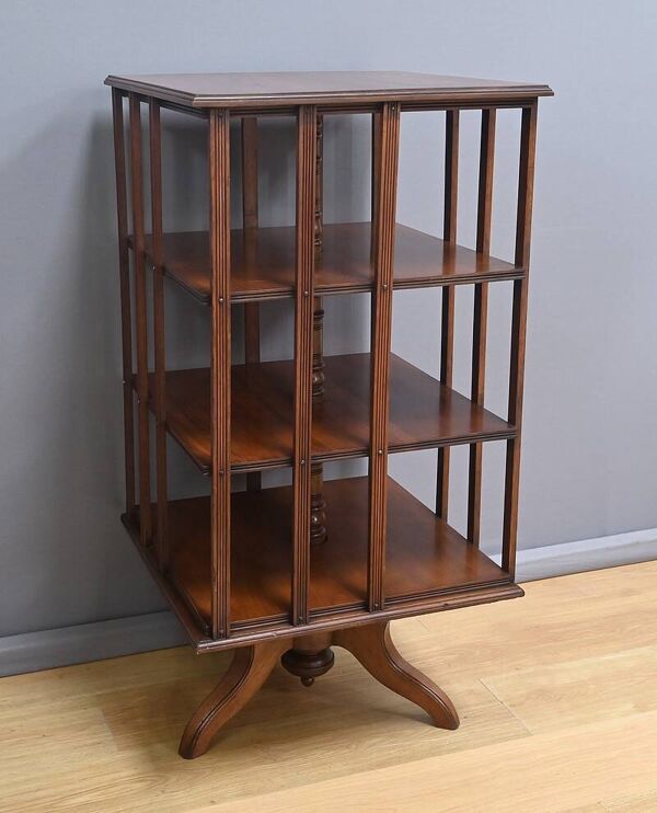 Grande Bibliothèque Tournante en Acajou massif – Fin XIXe