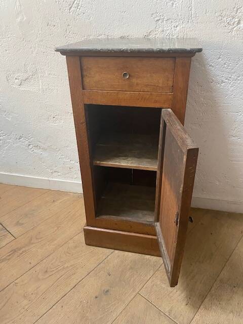 Wooden jam maker and marble slab